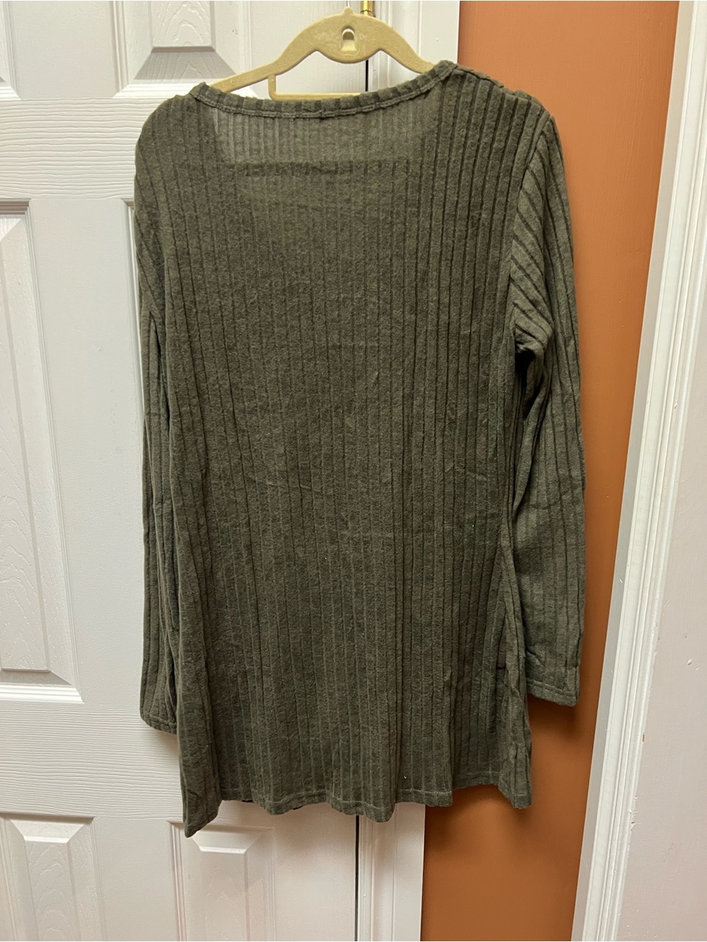 Olive Ribbed Button Cardigan - Picture 2 of 5